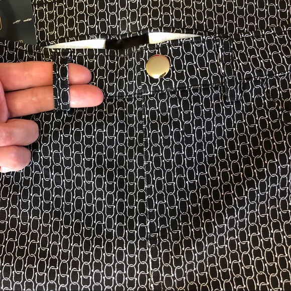 Rafaella Comfort fit black printed Slim Leg Pull On Pants - Picture 7 of 8